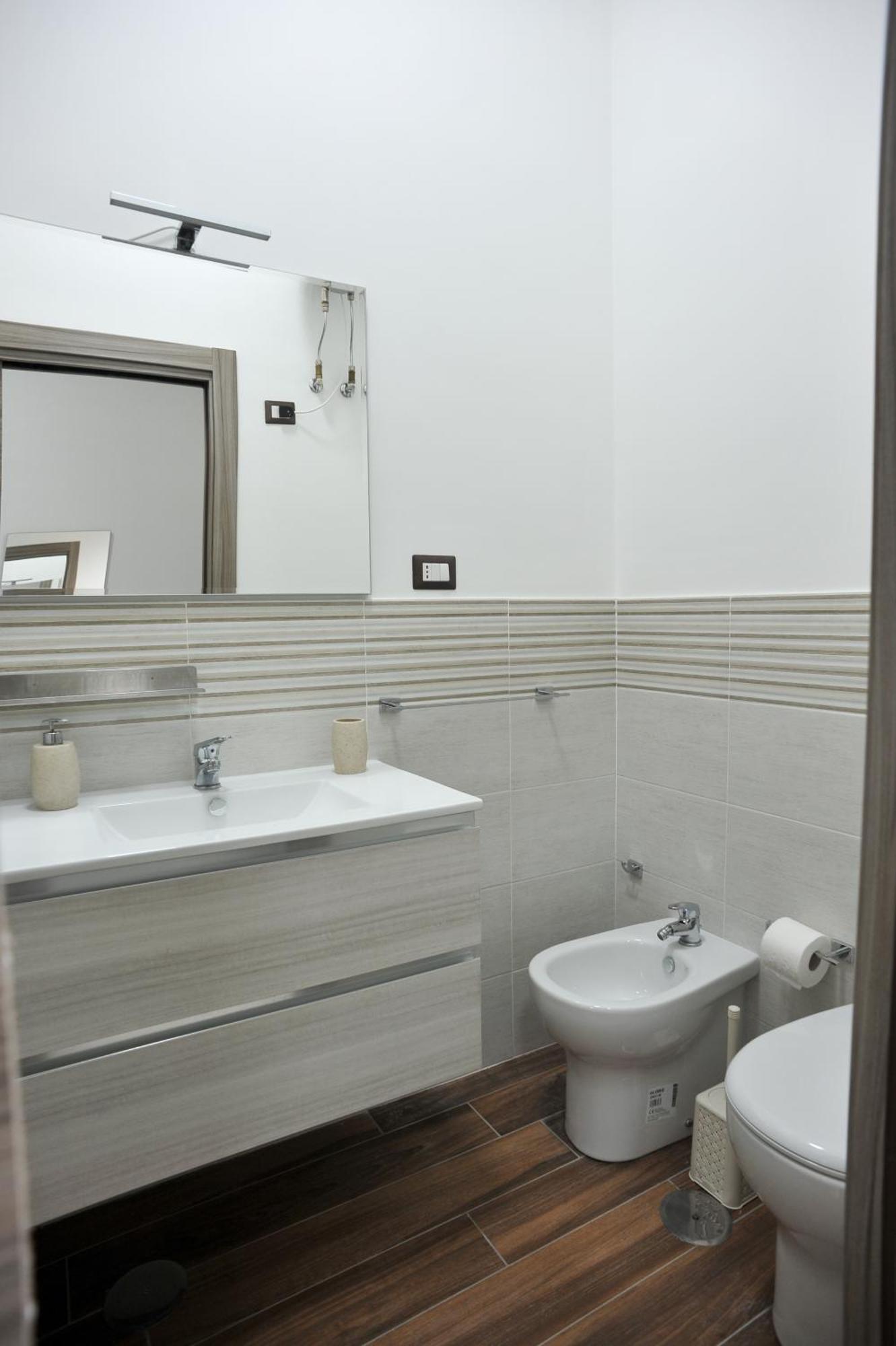 In Center Apartaments Salerno Dış mekan fotoğraf