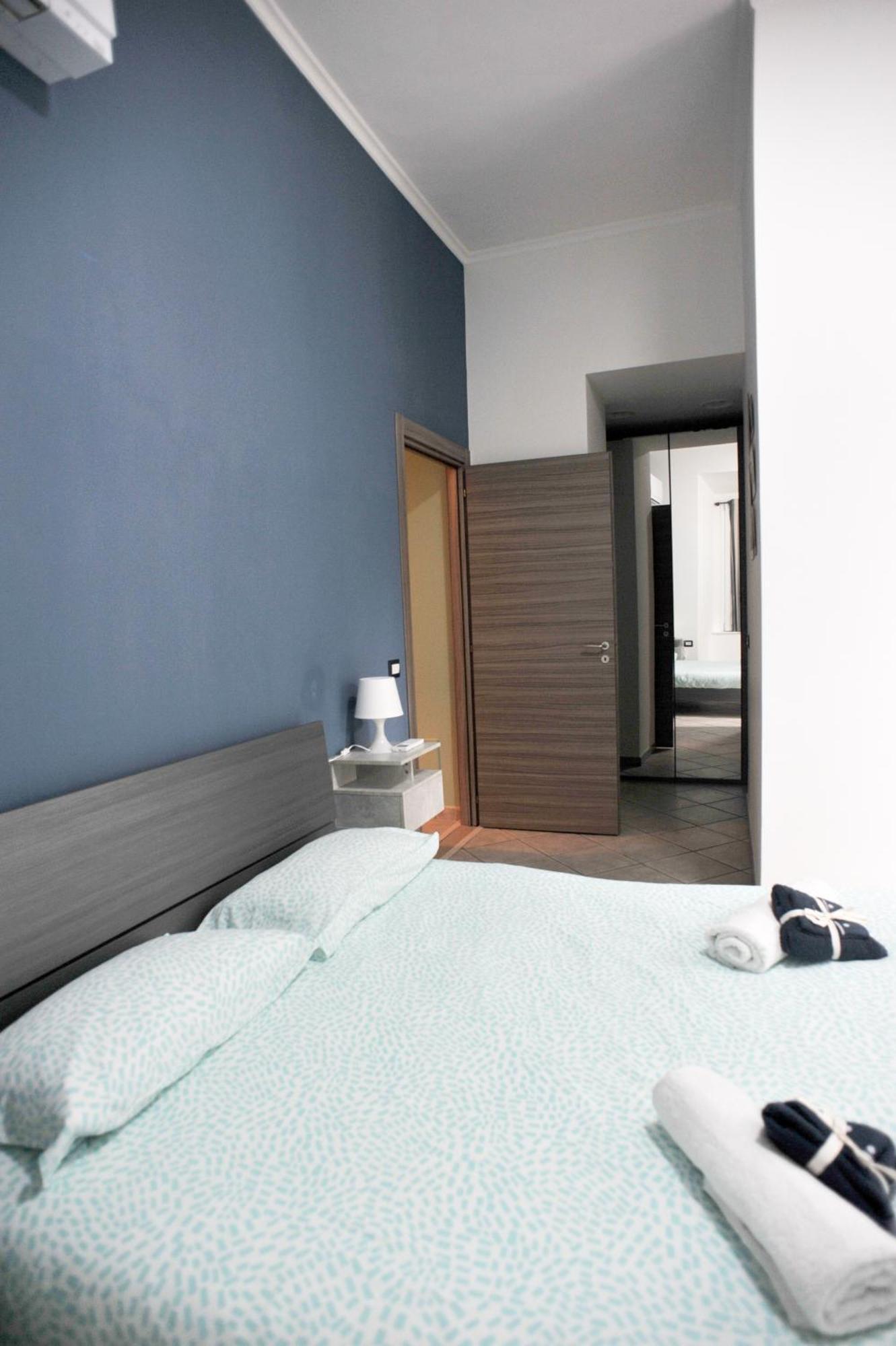 In Center Apartaments Salerno Dış mekan fotoğraf