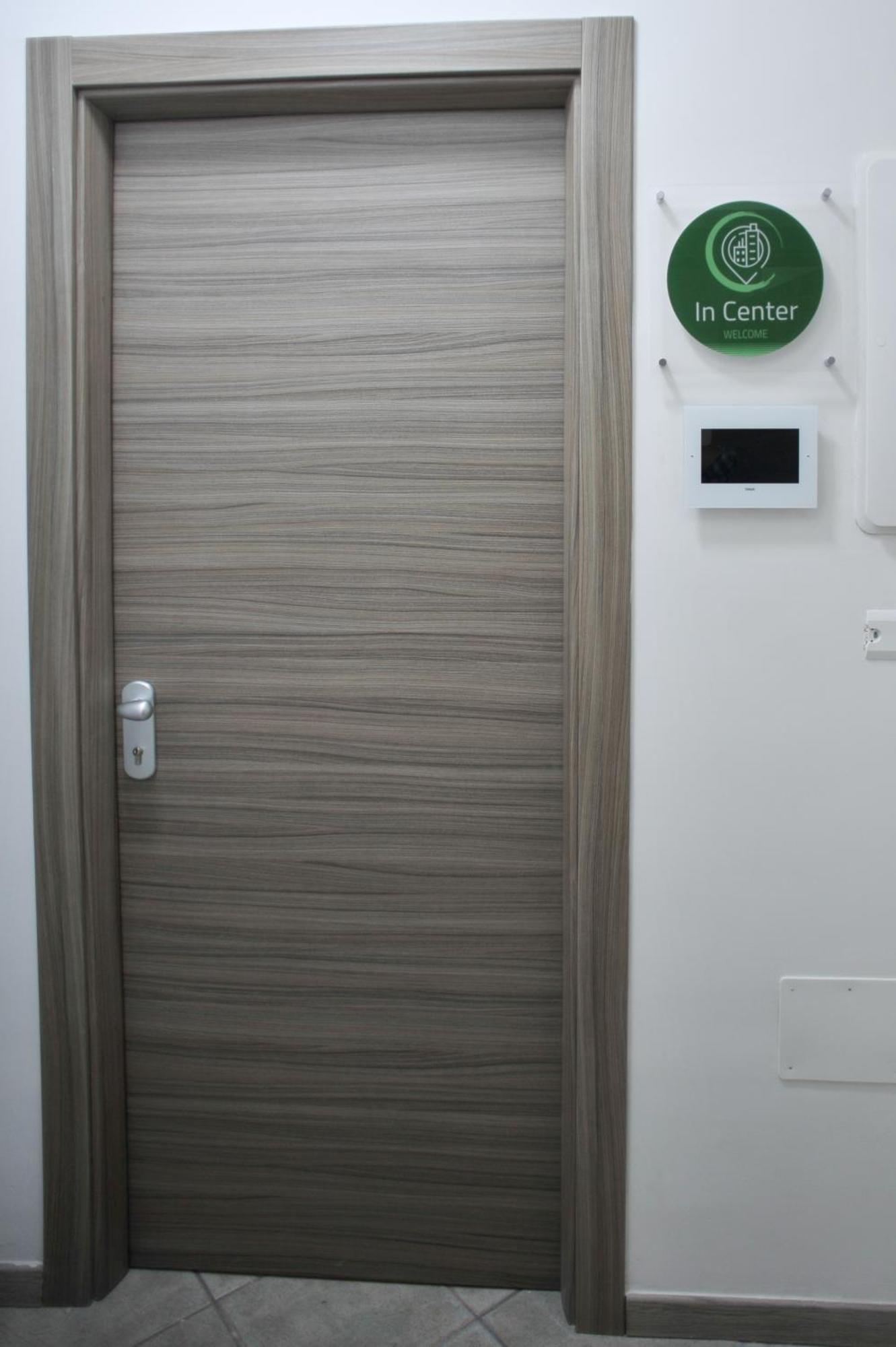 In Center Apartaments Salerno Dış mekan fotoğraf